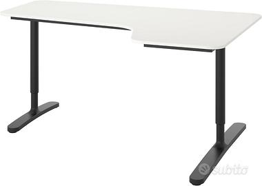 Scrivania angolare IKEA 