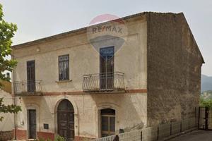 Stabile/Palazzo - Ceppaloni