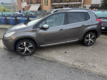 Peugeot 2008 BlueHDi 100 Allure