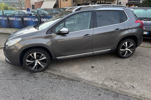 Peugeot 2008 BlueHDi 100 Allure