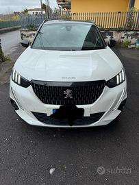 Peugeot 2008 hdi 130 EAT8 GTLINE