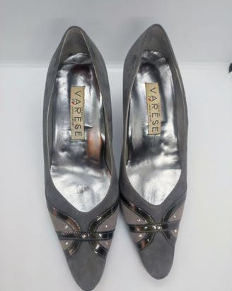 Eleganti scarpe con tacco in vera pelle