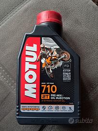 Olio motul 