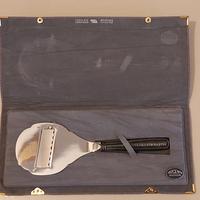 Taglia tartufo in acciaio inox e argento