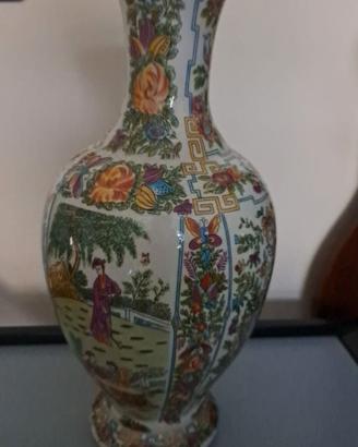 Vaso bianco decorato
