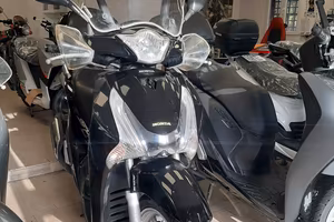Honda SH 150 ABS 2013 START STOP