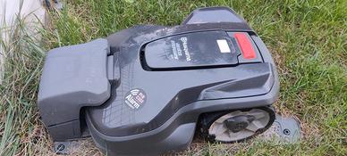 robot tagliaerba Husqvarna automower 305