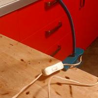 LAMPADA CON CLIP A LED