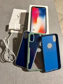 iPhone X completo di scatola e accessori