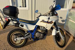 Honda Dominator