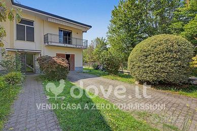 Appartamento di 169 m² con 4 locali a Dormelletto