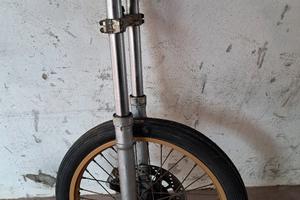 forcella e ruota anteriore yamaha