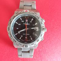 Orologio Timex con bussola