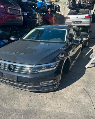 Ricambi usati volkswagen passat sw 1.6 TDI 2017