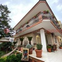 Villa o villino Mondragone [Cod. rif 3293741VRG]