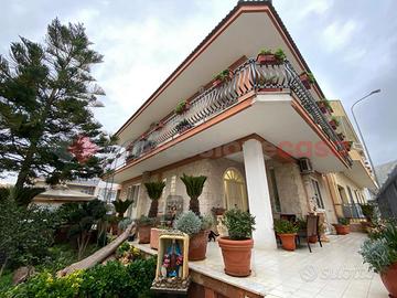 Villa o villino Mondragone [Cod. rif 3293741VRG]