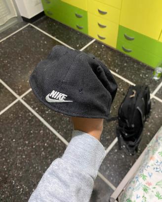 cappello nike