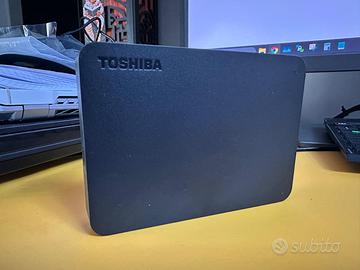 Hard disk esterno portatile TOSHIBA 4TB USB 3.0
