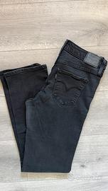Jeans Levi's neri taglio dritto - W30 L32