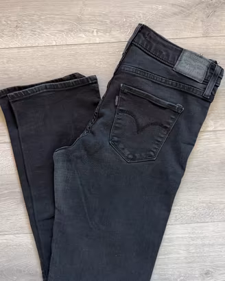Jeans Levi's neri taglio dritto - W30 L32