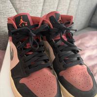 WMNS Air Jordan Mid 1 - Taglia 40.