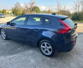 Volvo V40 D2 1.6 diesel