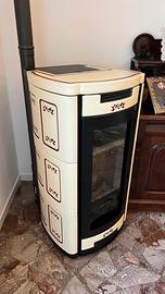 Stufa a pellet 30 KW Idro Moretti design