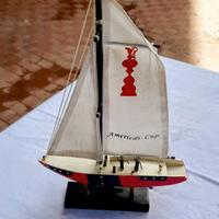 modellino barca America's cup