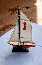 modellino barca America's cup