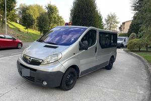 Vivaro 9 posti in accellenti condizioni