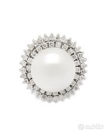 Anello con perla e diamanti