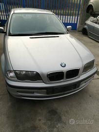 Cofano BMW 320 del 2000