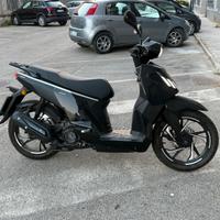 Peugeot tweet 125 anno 2024