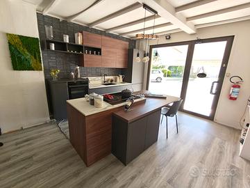 Cucina Mod. EVO Lineare con Isola Cottura