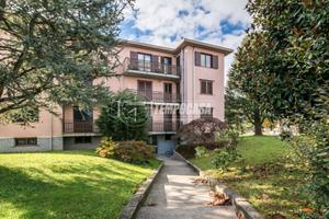 QUADRILOCALE DOPPI SERVIZI CON BOX