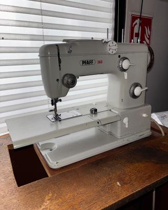 Macchina da cucire Pfaff 360