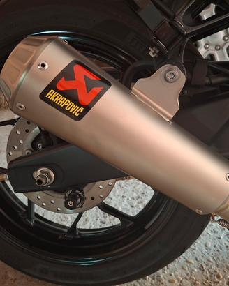 Terminale Akrapovic R3/Mt03