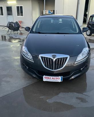 Lancia Delta 1.6 MJT DPF Oro vettura pari al nuovo