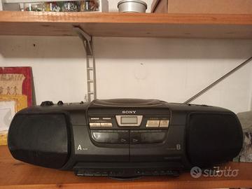 Radio con lettore cd e cassette