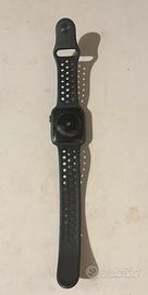 Apple watch serie 4 gps nike