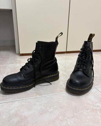 Anfibio Dr. Martens