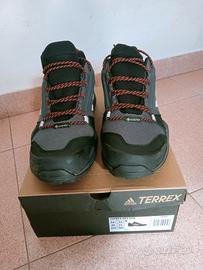  Adidas scarpe da trekking