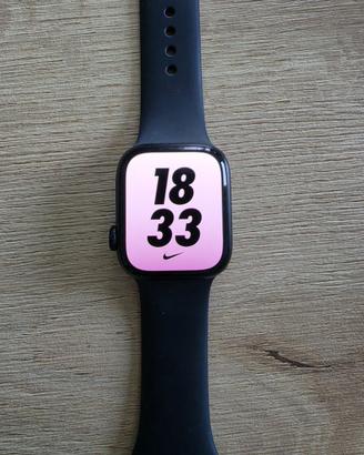 Apple Watch Series 8 (GPS) 41mm Mezzanotte