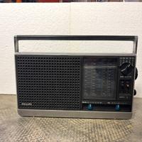 Radio d’epoca Philips 750