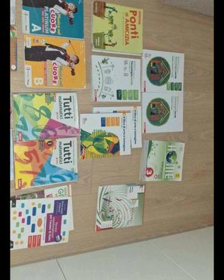 LIBRI SCOLASTICI 3 MEDIA