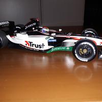 F1 scala 1:18