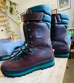AKU scarponi GoreTex high hunting taglia 43