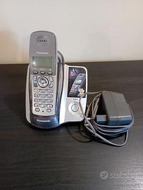 Radiotelefono *Panasonic*.