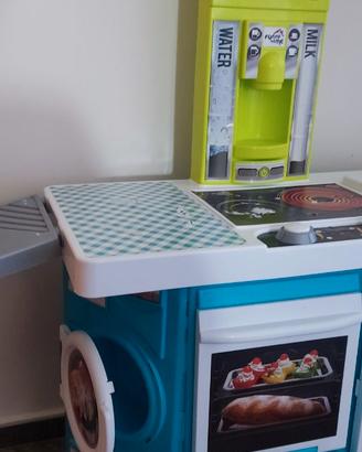 Cucina giocattolo