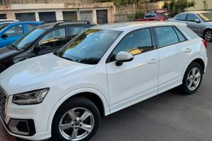 Audi Q2 1.6 bianca unico proprietario - 7/2019